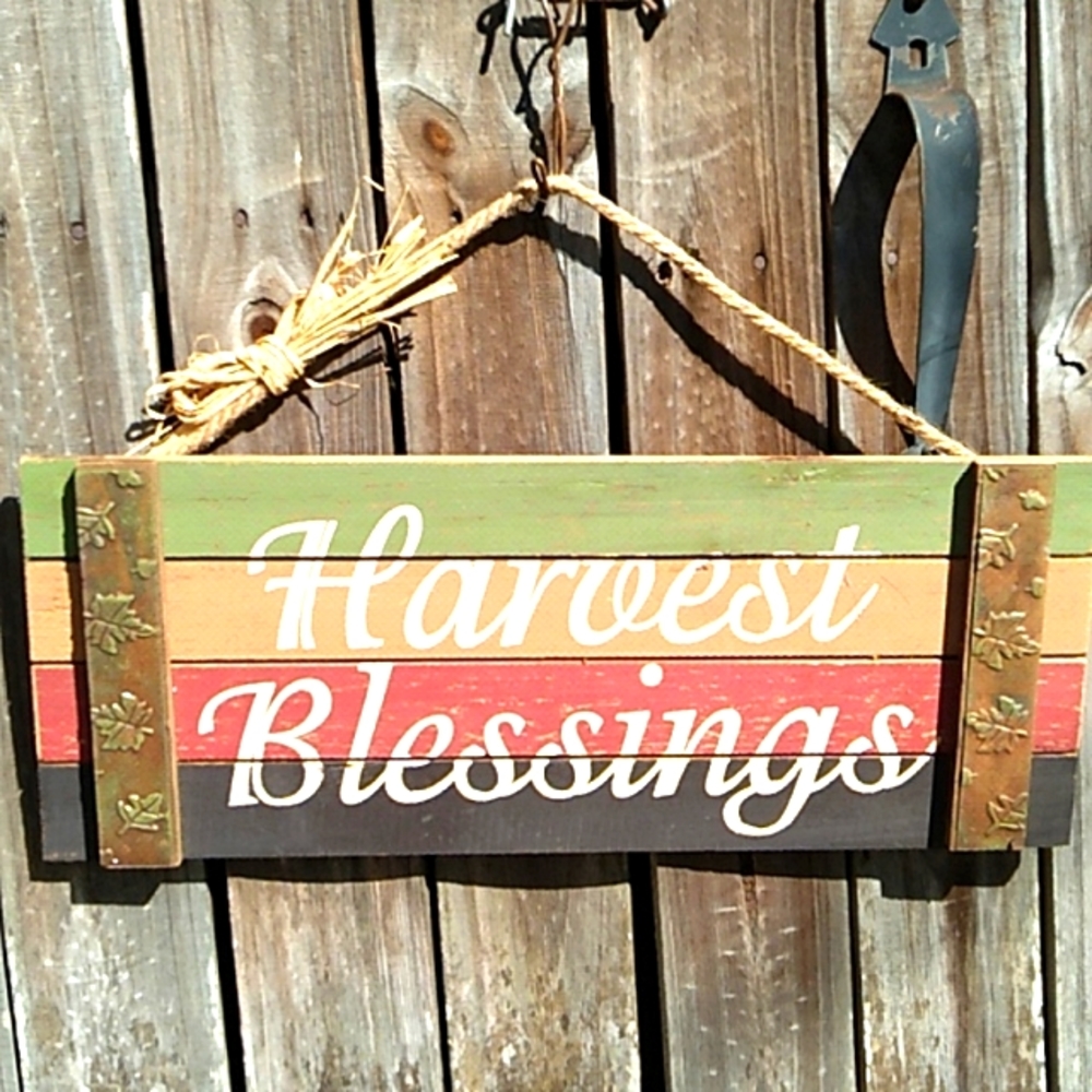 Wooden Harvest Blessing Sign - Picture 1 of 9